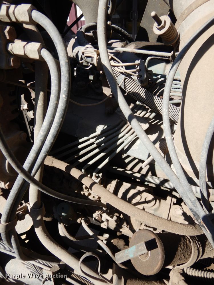 image for item DH6717 1992 International 4900  pumper fire truck