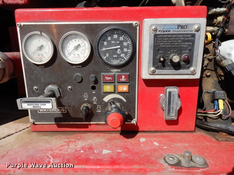 image for item DH6717 1992 International 4900  pumper fire truck