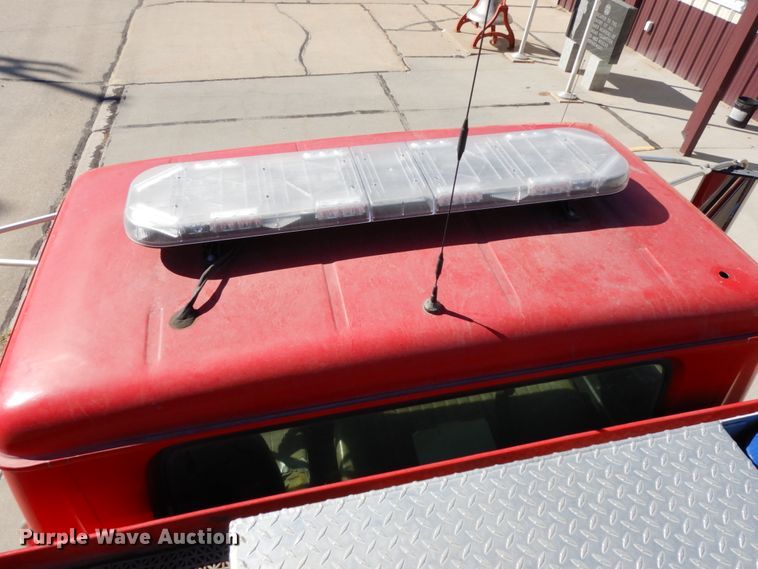 image for item DH6717 1992 International 4900  pumper fire truck