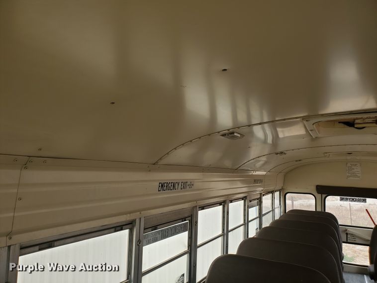 image for item DI5011 1997 Ford B800  school bus