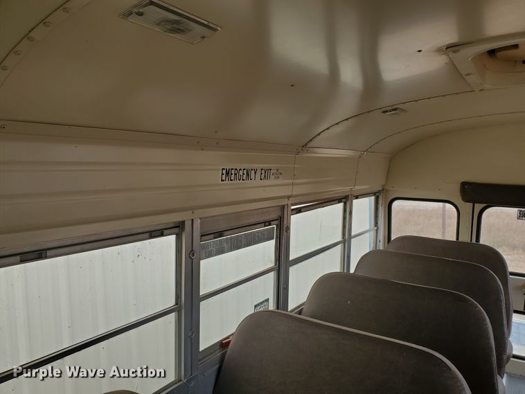 image for item DI5011 1997 Ford B800  school bus