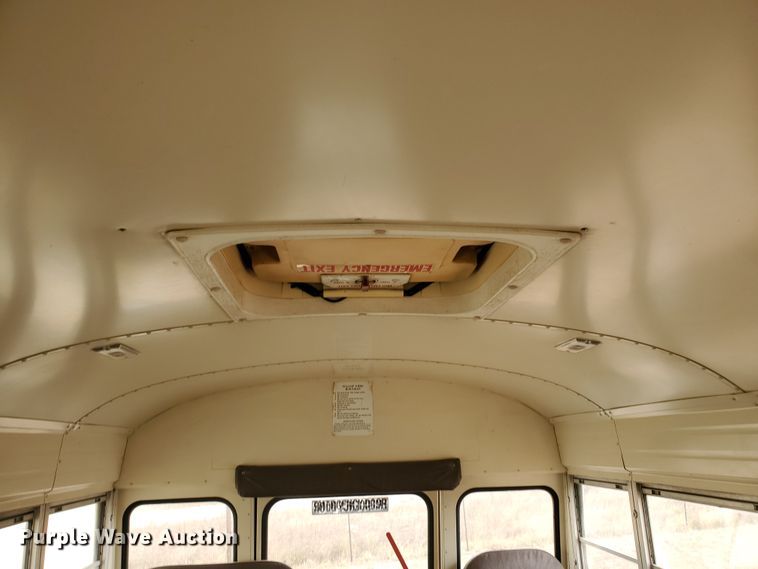 image for item DI5011 1997 Ford B800  school bus