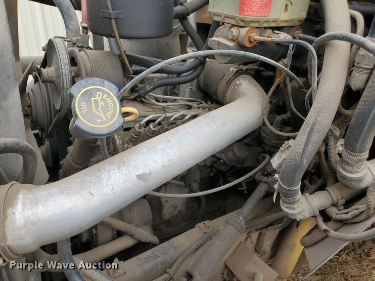 image for item DI5011 1997 Ford B800  school bus