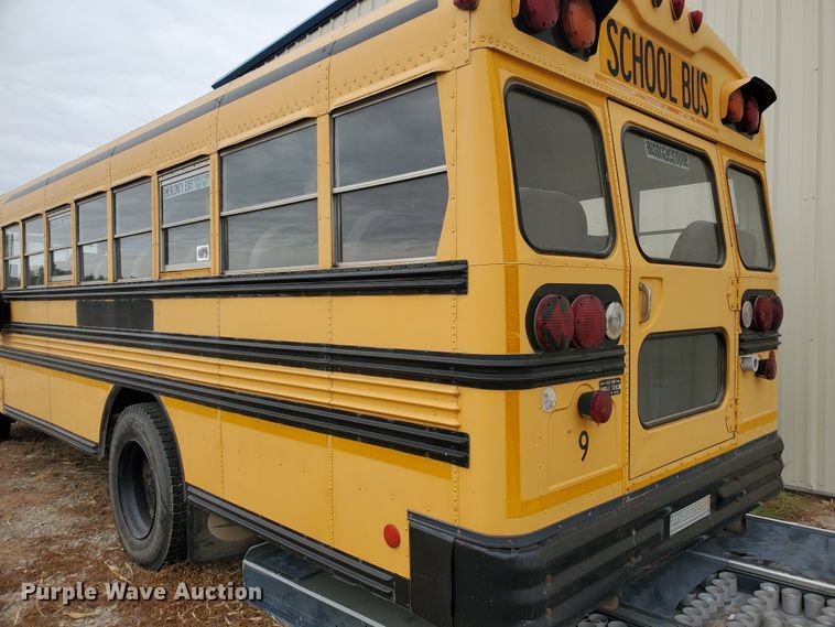 image for item DI5011 1997 Ford B800  school bus