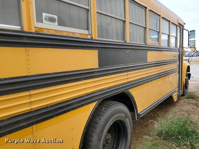 image for item DI5011 1997 Ford B800  school bus