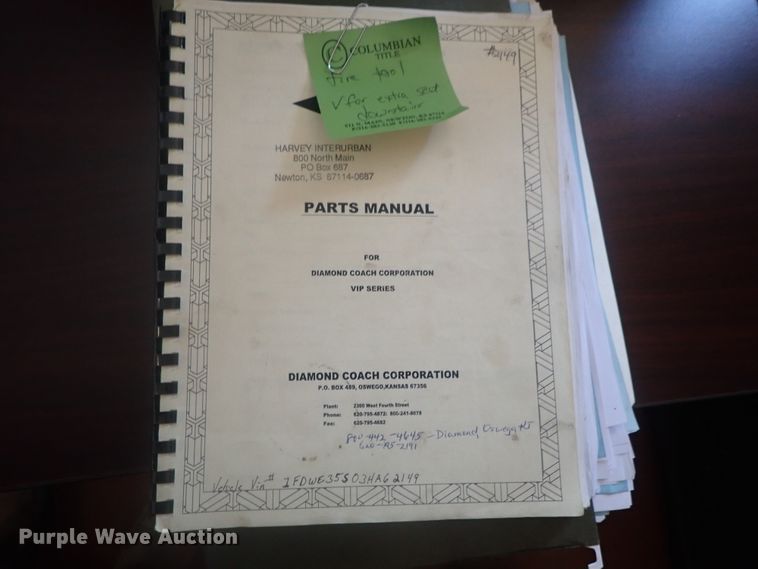 image for item DI7267 2003 Ford E350 Super Duty  shuttle bus