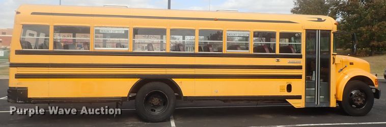image for item DI7277 1999 International 3800 Blue Bird  school bus