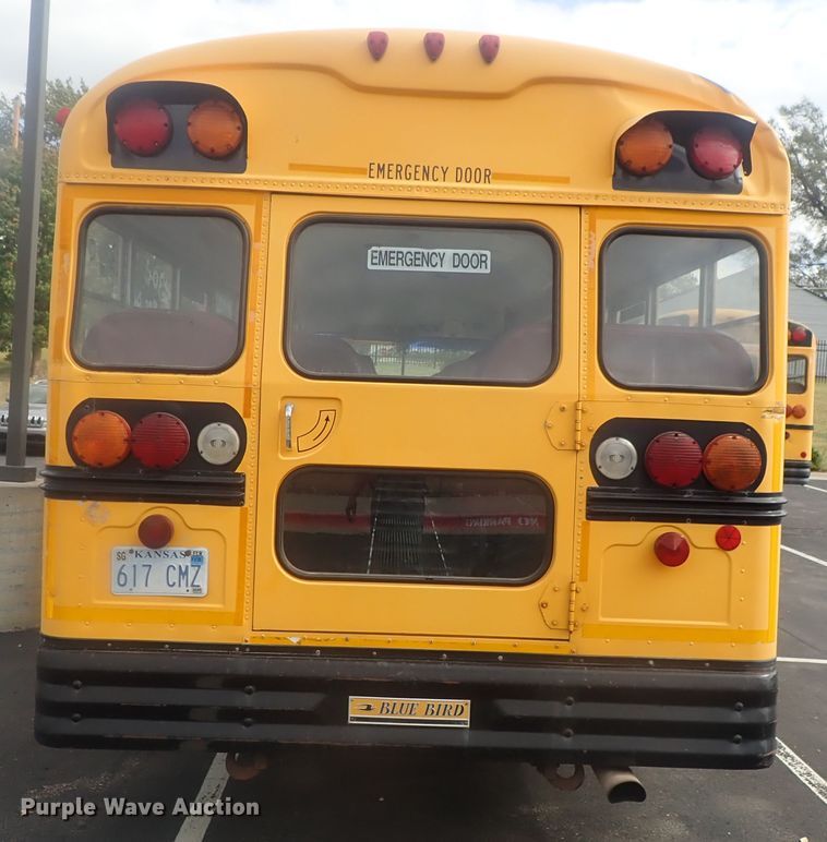 image for item DI7277 1999 International 3800 Blue Bird  school bus