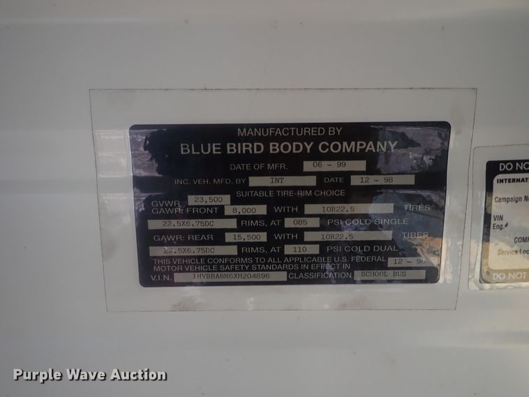 image for item DI7277 1999 International 3800 Blue Bird  school bus