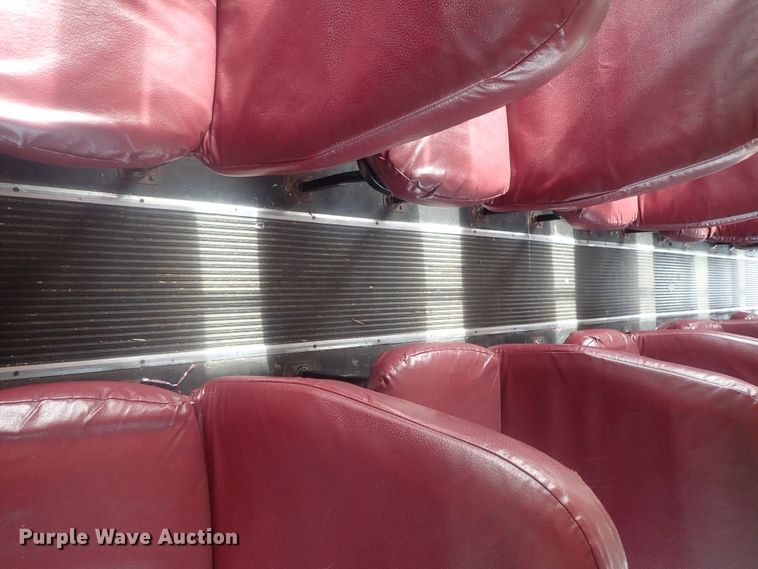 image for item DI7277 1999 International 3800 Blue Bird  school bus