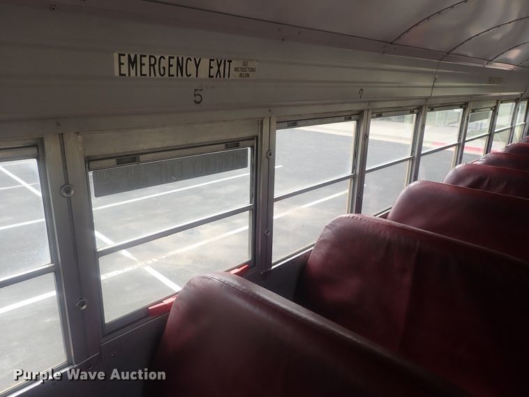 image for item DI7277 1999 International 3800 Blue Bird  school bus