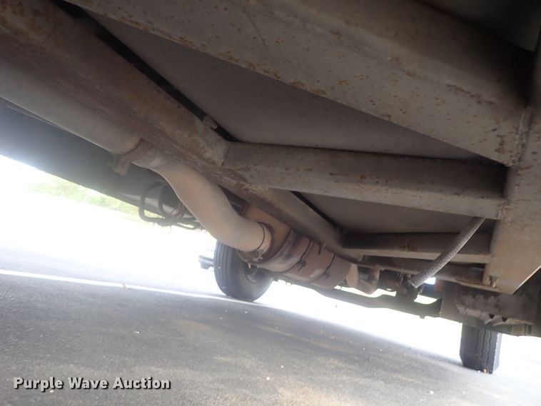 image for item DI7277 1999 International 3800 Blue Bird  school bus