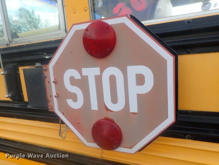 image for item DI7277 1999 International 3800 Blue Bird  school bus