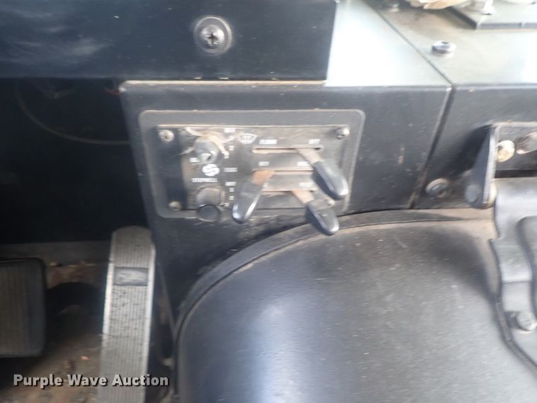 image for item DI7278 1995 International AmTran  school bus