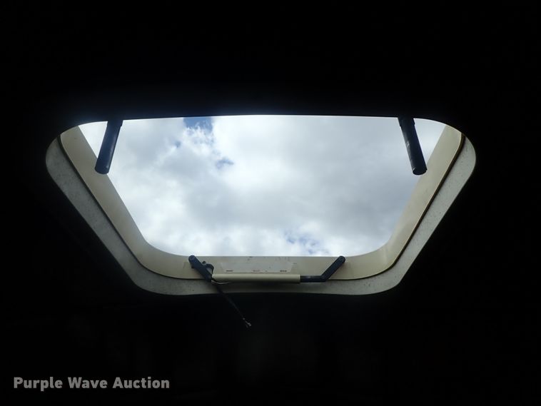 image for item DI7278 1995 International AmTran  school bus