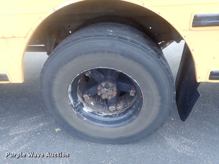 image for item DI7278 1995 International AmTran  school bus