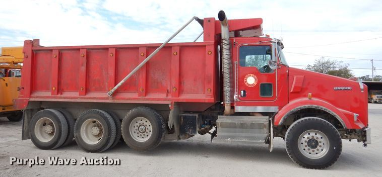 image for item DJ6863 2008 Kenworth T800  dump truck