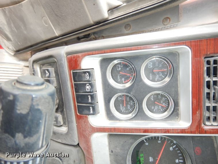 image for item DJ6863 2008 Kenworth T800  dump truck