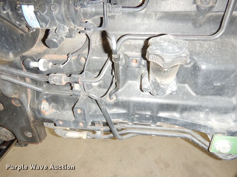 image for item DJ6864 2002 John Deere 5420  tractor