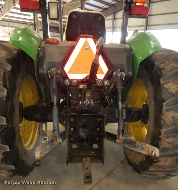 image for item DJ6864 2002 John Deere 5420  tractor