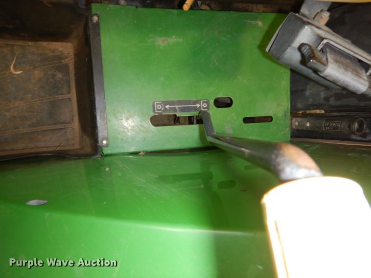 image for item DJ6864 2002 John Deere 5420  tractor