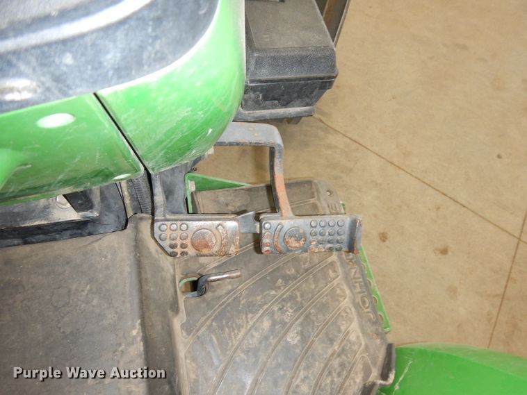 image for item DJ6864 2002 John Deere 5420  tractor