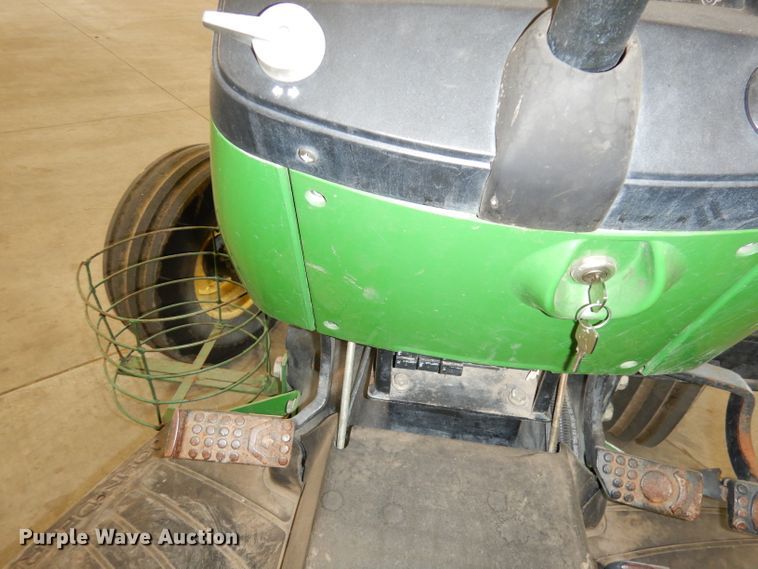 image for item DJ6864 2002 John Deere 5420  tractor