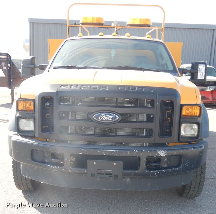 image for item DJ6865 2008 Ford F550 Super Duty XL  utility truck