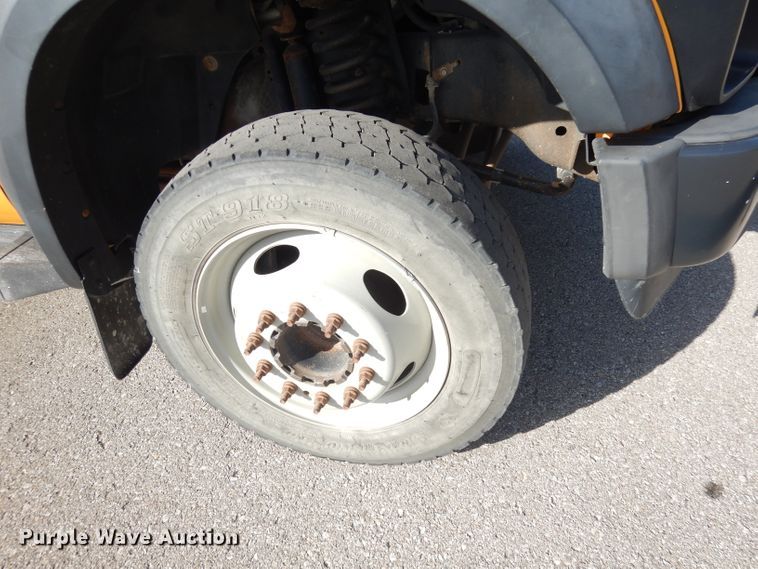 image for item DJ6865 2008 Ford F550 Super Duty XL  utility truck