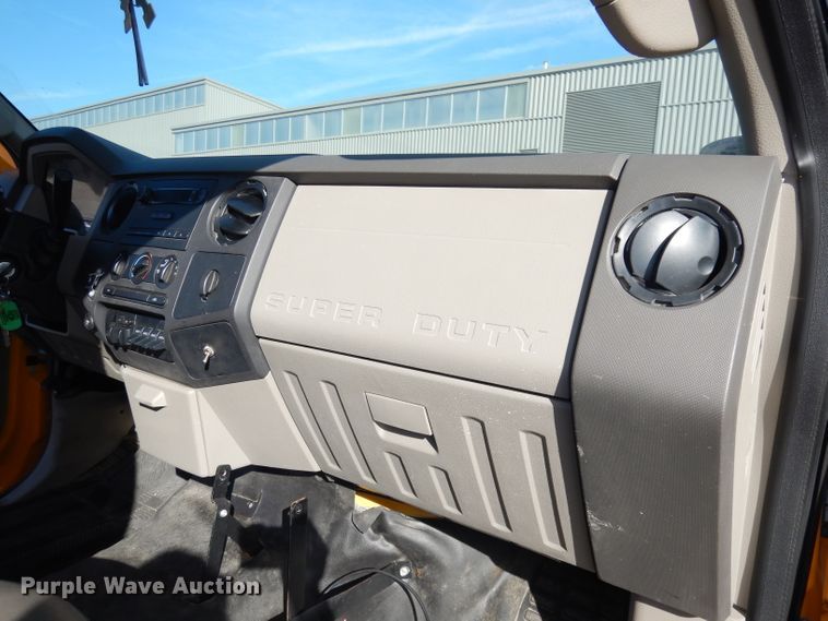 image for item DJ6865 2008 Ford F550 Super Duty XL  utility truck
