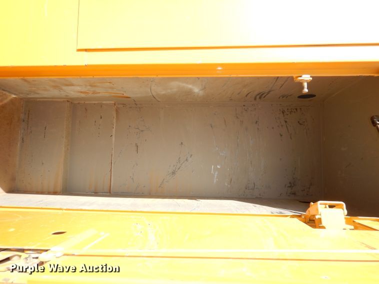 image for item DJ6865 2008 Ford F550 Super Duty XL  utility truck