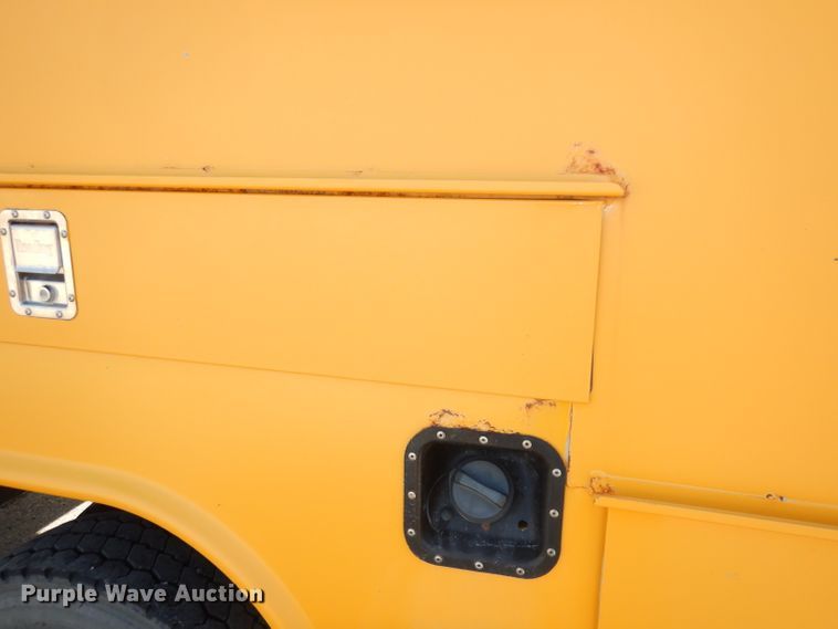 image for item DJ6865 2008 Ford F550 Super Duty XL  utility truck