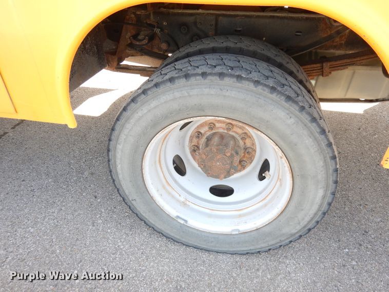 image for item DJ6865 2008 Ford F550 Super Duty XL  utility truck