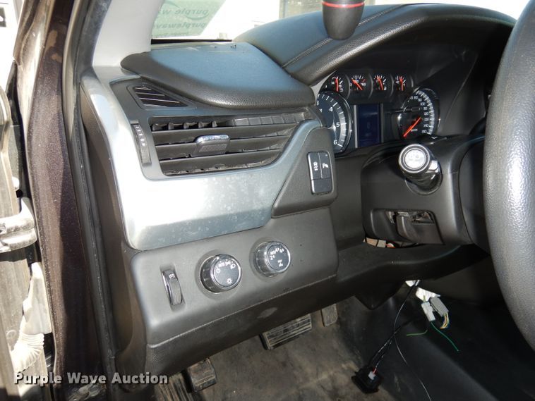 image for item DJ6876 2017 Chevrolet Tahoe  SUV