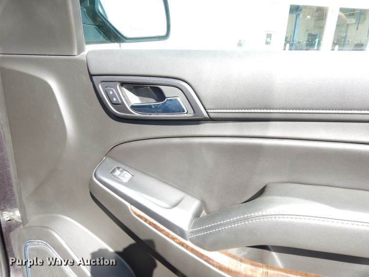 image for item DJ6876 2017 Chevrolet Tahoe  SUV