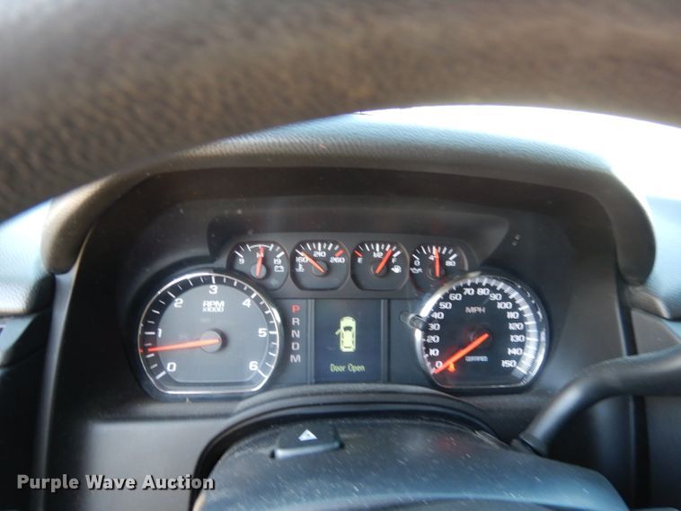 image for item DJ6878 2016 Chevrolet Tahoe Police  SUV