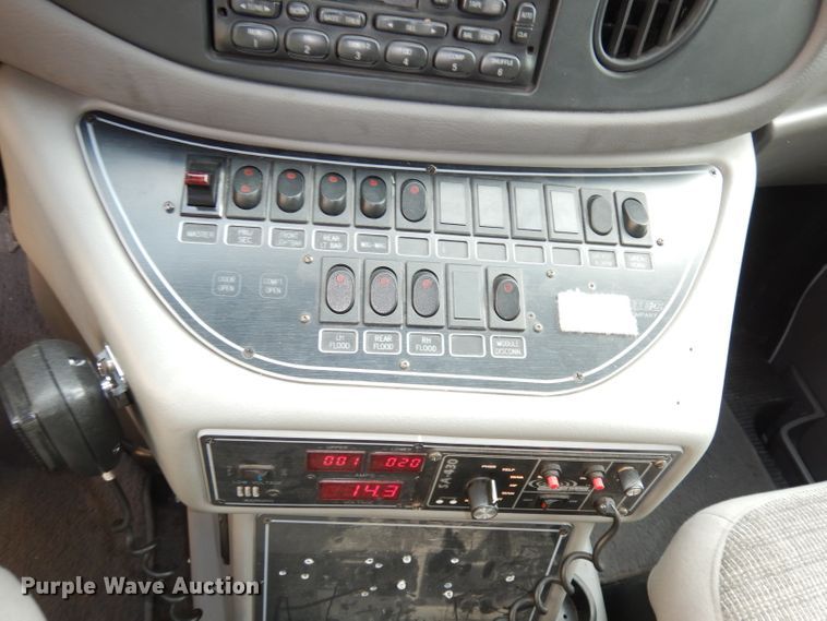 image for item DJ6893 2002 Ford Econoline  ambulance