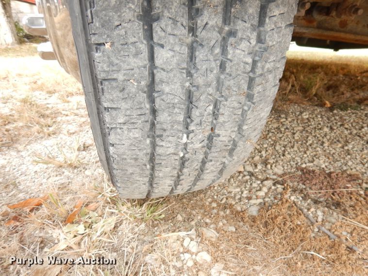 image for item DJ6893 2002 Ford Econoline  ambulance