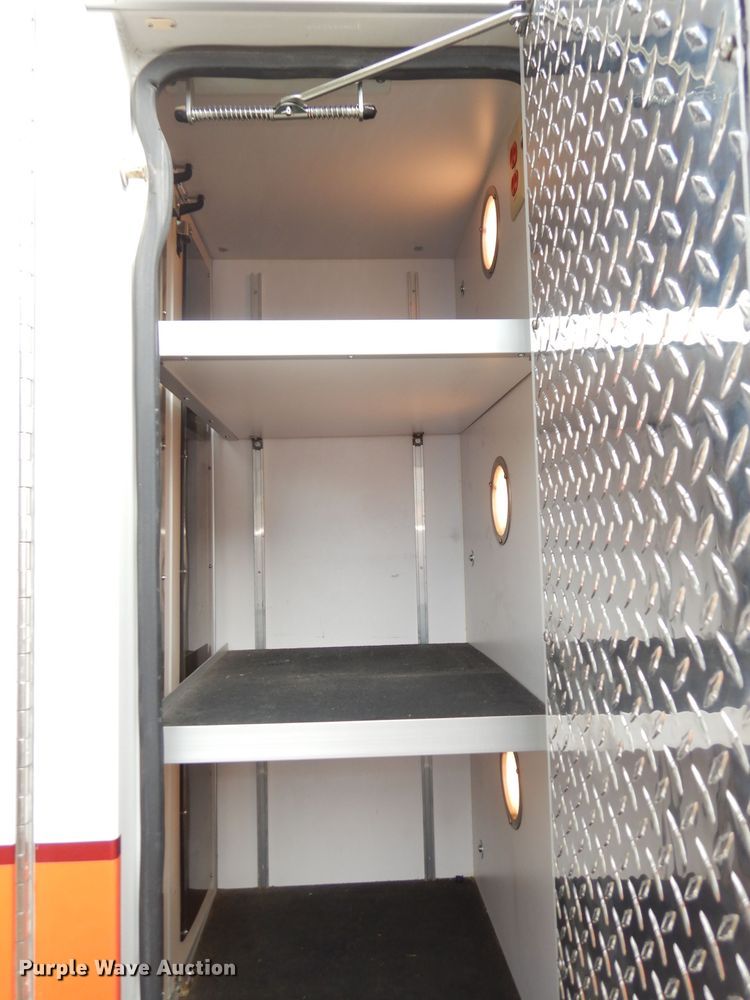 image for item DJ6893 2002 Ford Econoline  ambulance