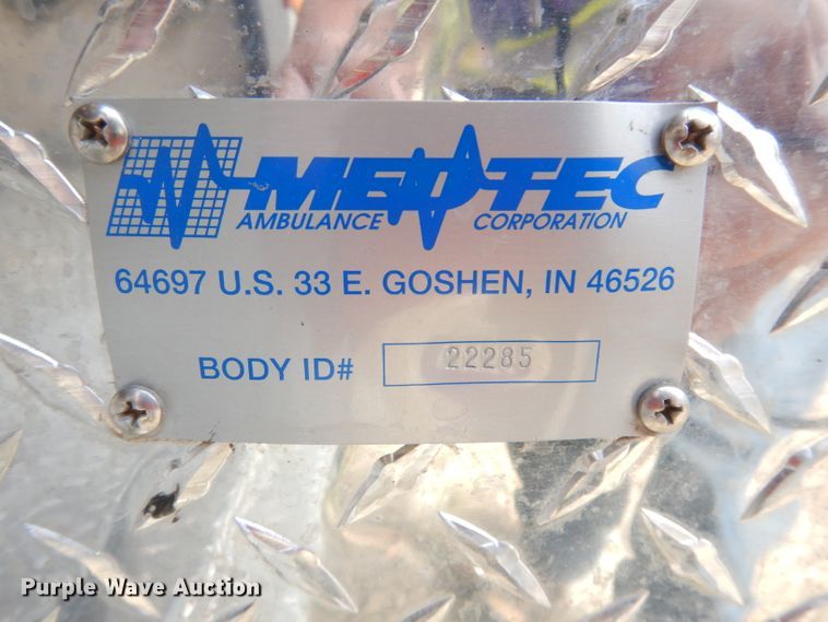 image for item DJ6893 2002 Ford Econoline  ambulance