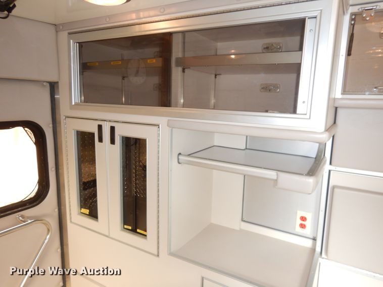 image for item DJ6893 2002 Ford Econoline  ambulance