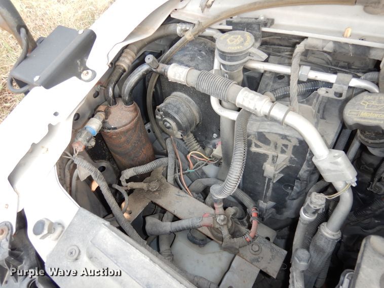 image for item DJ6897 2011 Ford Econoline E450 Super Duty  shuttle bus