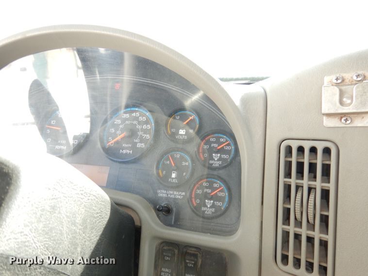 image for item DJ6898 2009 International DuraStar 4300  Crew Cab utility truck