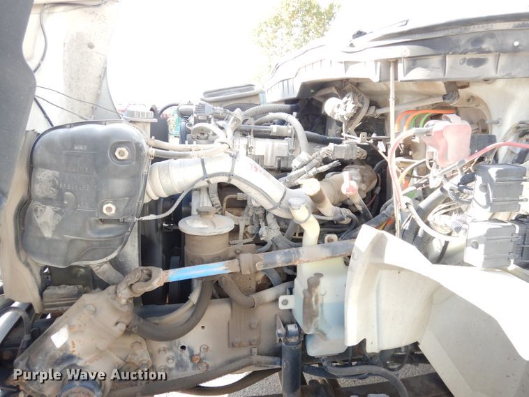 image for item DJ6898 2009 International DuraStar 4300  Crew Cab utility truck