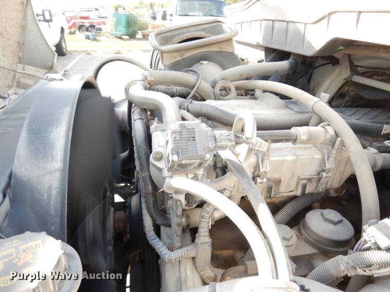 image for item DJ6898 2009 International DuraStar 4300  Crew Cab utility truck