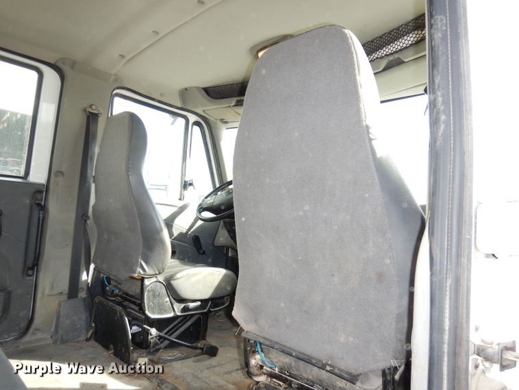 image for item DJ6898 2009 International DuraStar 4300  Crew Cab utility truck