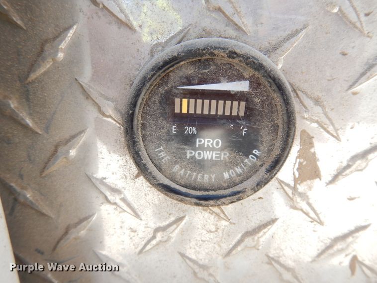 image for item DJ6898 2009 International DuraStar 4300  Crew Cab utility truck