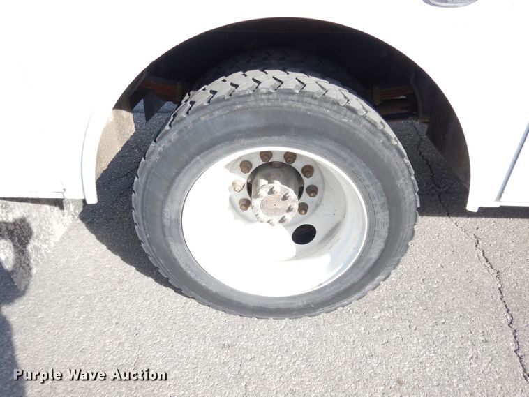 image for item DJ6898 2009 International DuraStar 4300  Crew Cab utility truck