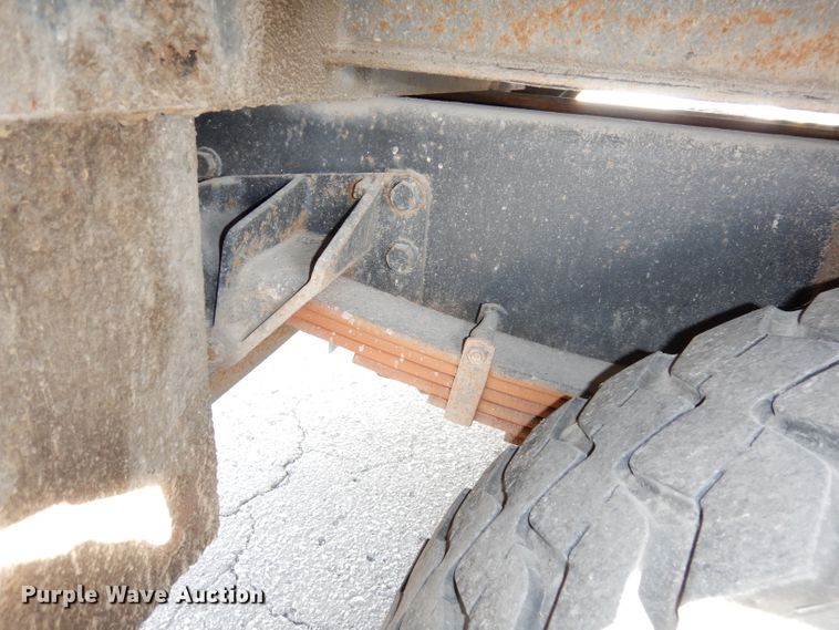 image for item DJ6898 2009 International DuraStar 4300  Crew Cab utility truck