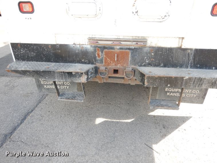 image for item DJ6898 2009 International DuraStar 4300  Crew Cab utility truck